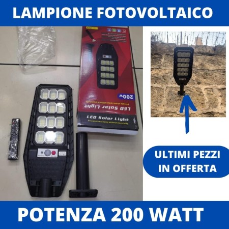 4 Pezzi Lampione Solare a Led esterno 200W, Lampione led solare con Palo e Telecomando